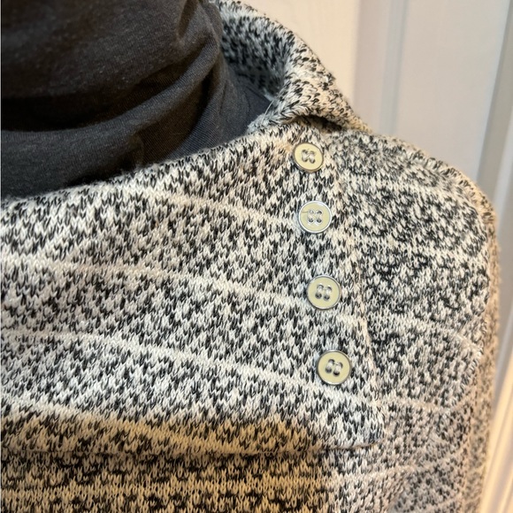 Talbots Gray & White Tunic Size L - Picture 3 of 12